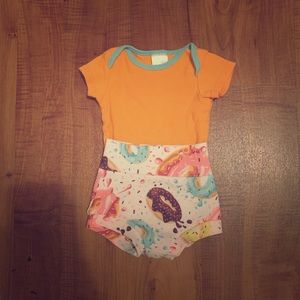 Bundle (2) Donut Print Outfits